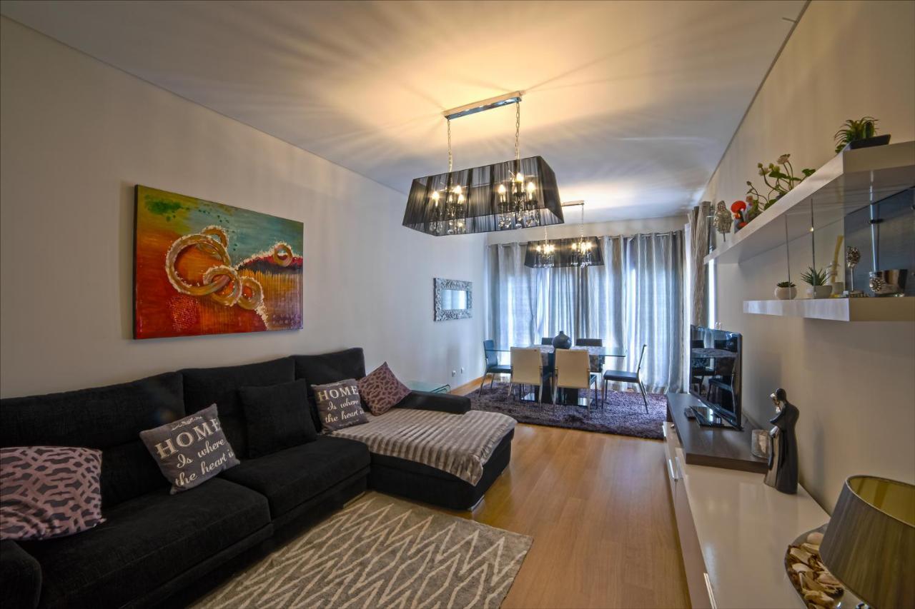 Lovely Apartment Near Airport And Nations Park, With Garage Loures Eksteriør billede
