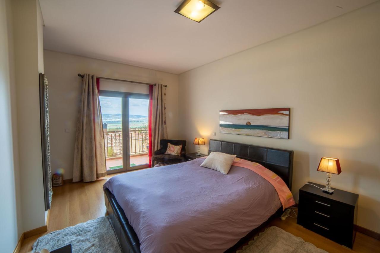 Lovely Apartment Near Airport And Nations Park, With Garage Loures Eksteriør billede