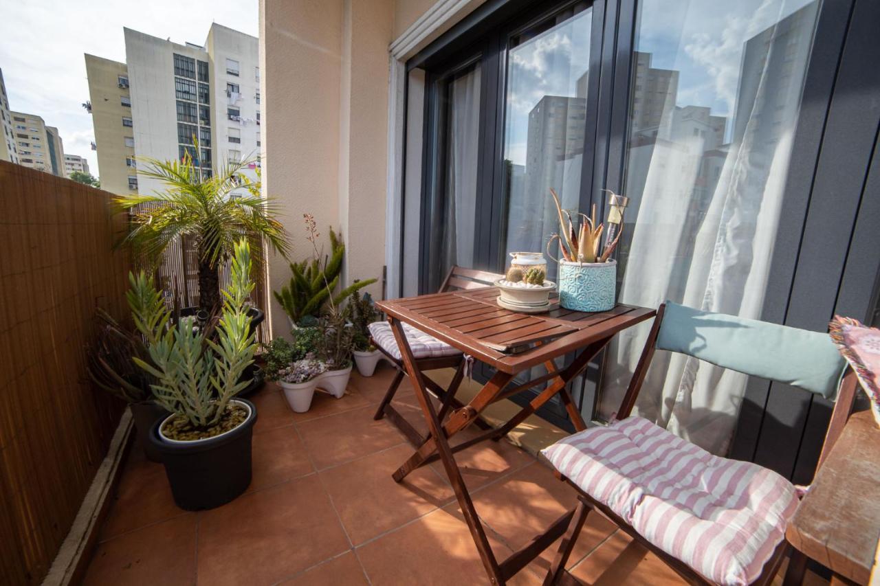 Lovely Apartment Near Airport And Nations Park, With Garage Loures Eksteriør billede