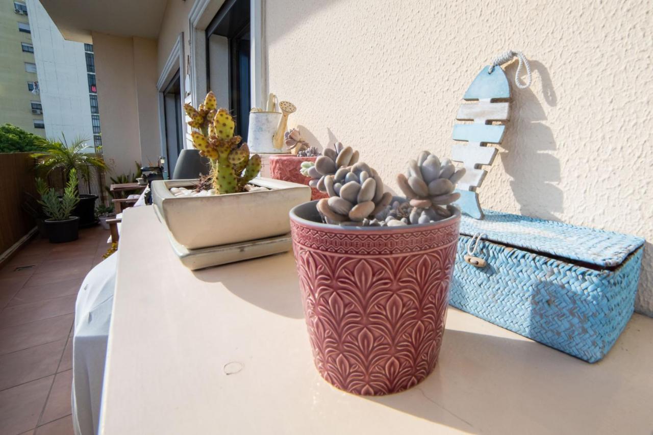 Lovely Apartment Near Airport And Nations Park, With Garage Loures Eksteriør billede