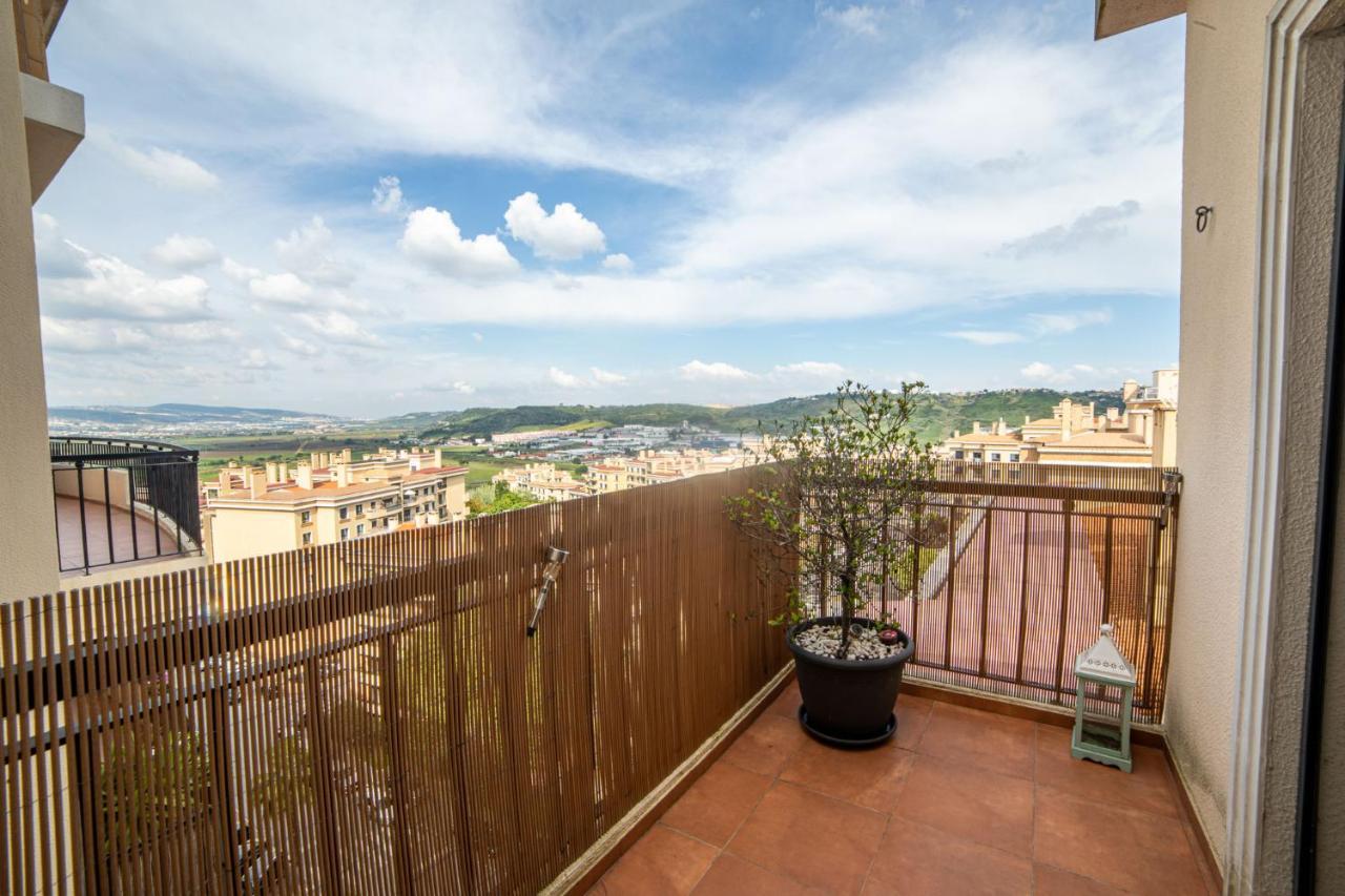 Lovely Apartment Near Airport And Nations Park, With Garage Loures Eksteriør billede
